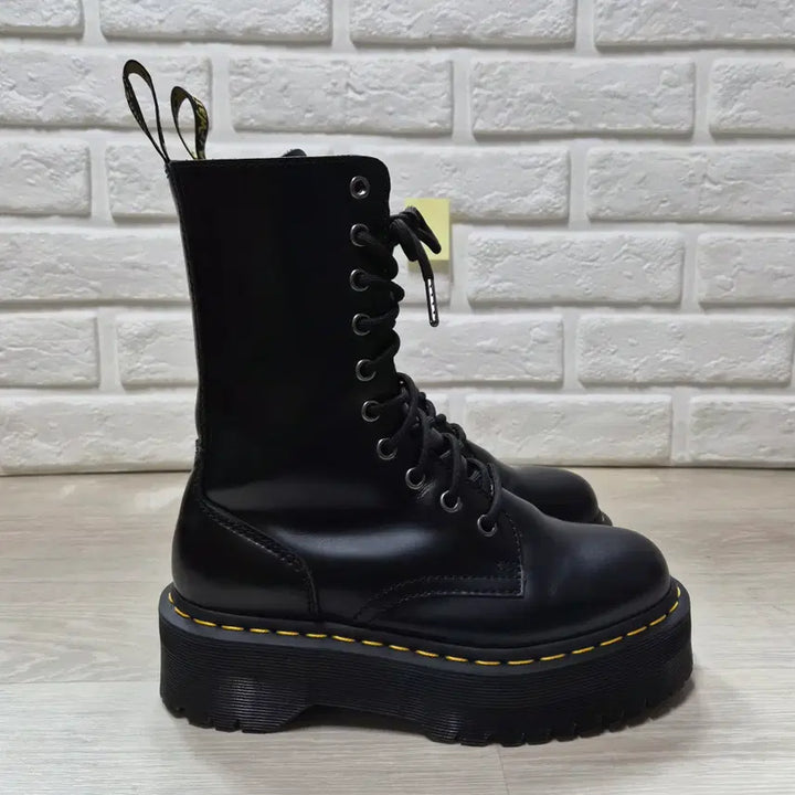 [BUNJANG] Dr. Martens Jadon Hi 10 Eyelet Boots 230mm / 닥터마틴 제이든하이 10홀 워커 230mm