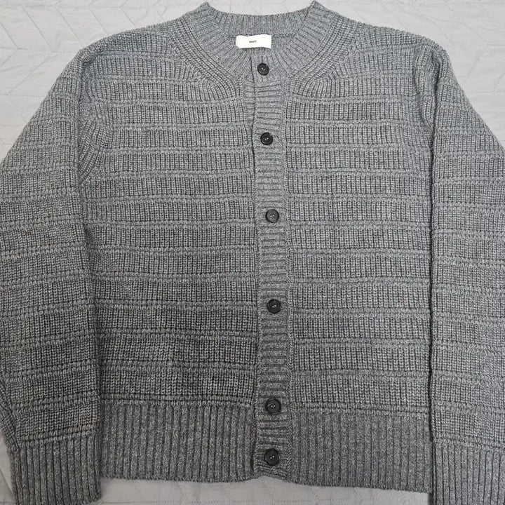 [SOLD OUT] tngt 라운드넥 가디건 그레이 100사이즈