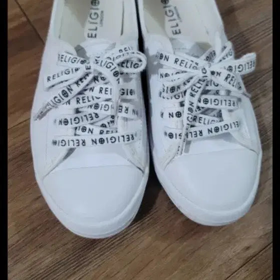 [BUNJANG] 예쁜여름샌들.다이나핏.나이키등등 다예뻐요 / 예쁜여름샌들.다이나핏.나이키등등 다예뻐요 ㅡ마지막가격내림요
