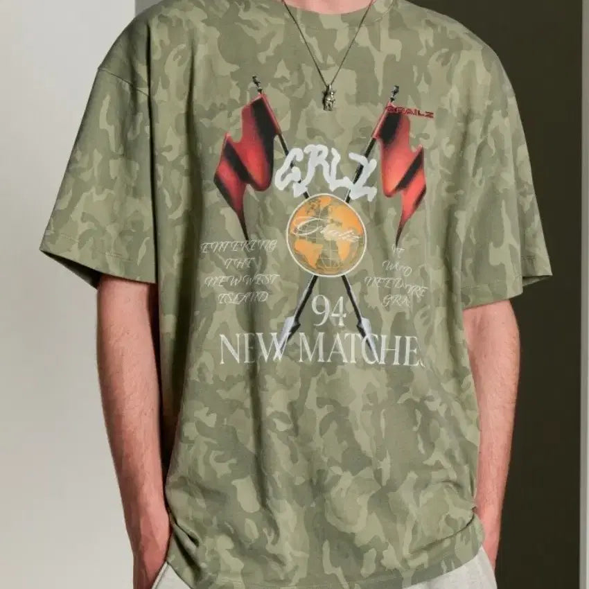 [BUNJANG] Grails Camo Racing Flag T-shirt / 그레일즈 남성 여성 반팔 티셔츠 밀러터리 새제품 급처분