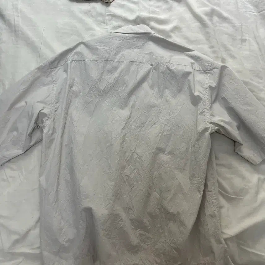 [BUNJANG] Unaffected Short Sleeve Shirt - Light Gray, Size M / 언어펙티드 반팔셔츠 M