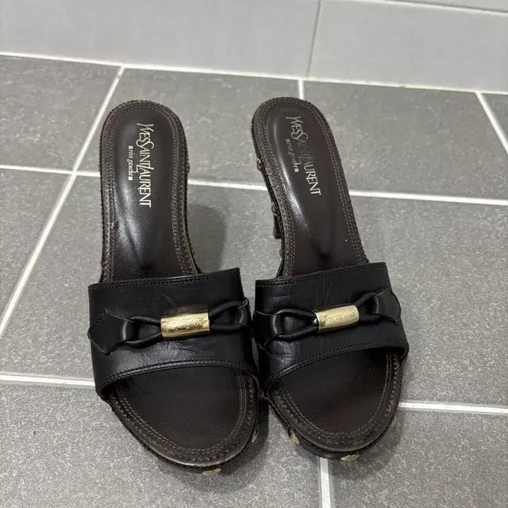 [BUNJANG] Saint Laurent Mule Wood Material Shoes / 정품)생로랑 뮬