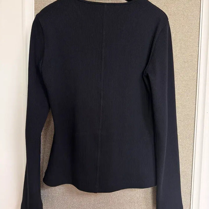 [BUNJANG] Ere V-Neck T-Shirt Black / 에레 v넥 티셔츠 38 블랙