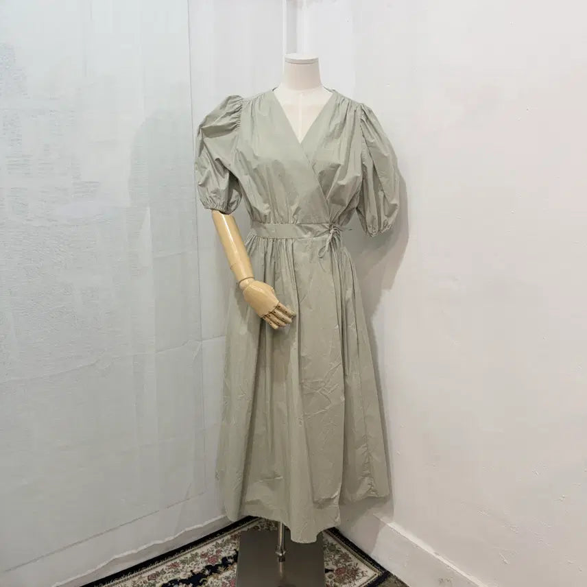 [BUNJANG] Offner Puff Sleeve Wrap Long Dress / offner 반팔 랩원피스 롱원피스 롱드레스 퍼프 3266