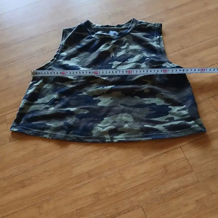 [BUNJANG] Camouflage 5-Part Shorts / 카모플라쥬 크롭나시티&amp;반바지 5부