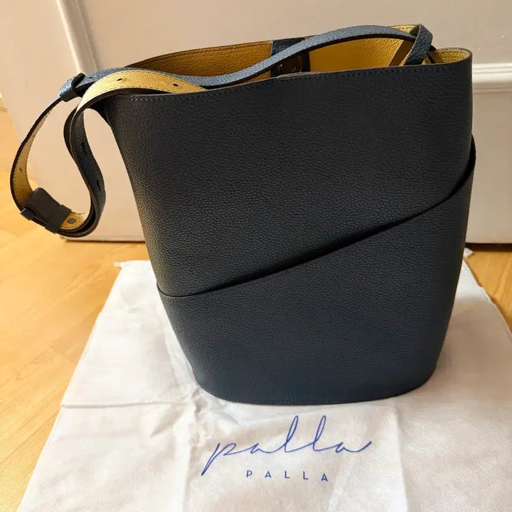 [BUNJANG] Palla 4 in 1 Bag / Palla 가방(4 in 1 BAG)