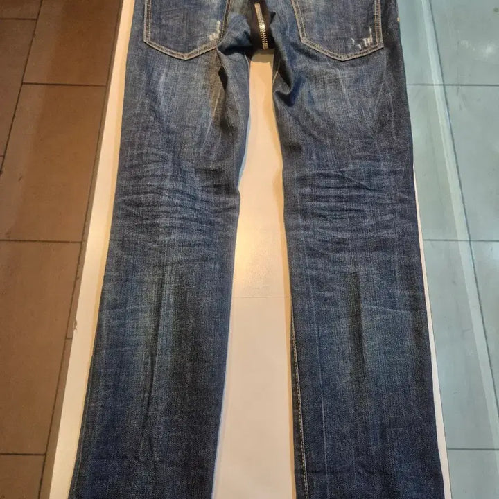 [SOLD OUT] 디스퀘어드2(Dsquared2) 레이스업 테님 46 판매합니다 단시간 착