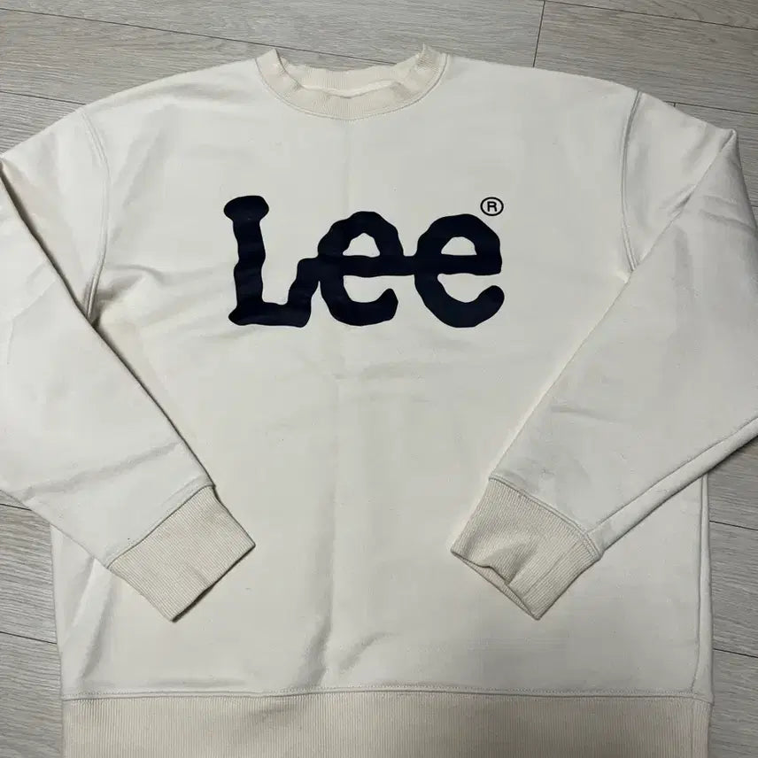 [SOLD OUT] 리(Lee) 빅로고 아이보리 맨투맨 S