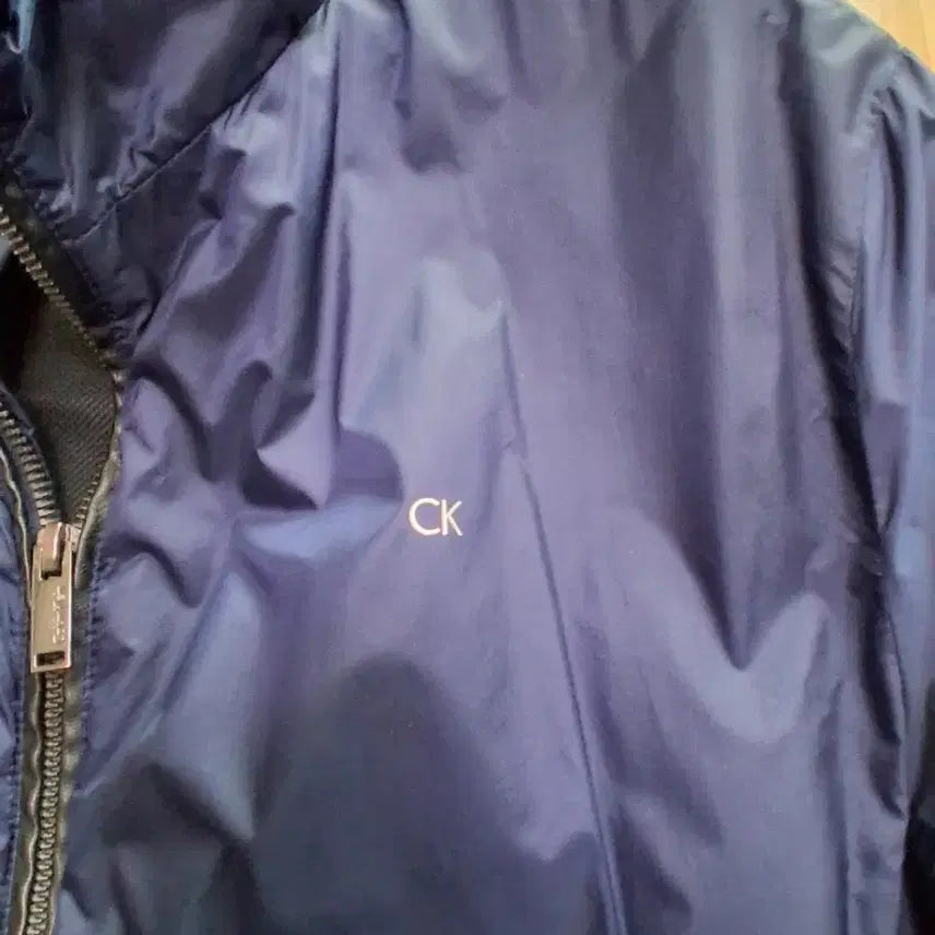 [BUNJANG] Calvin Klein Navy Windbreaker Jacket / 캘빈클라인 CK 네이비 바람막이 자켓