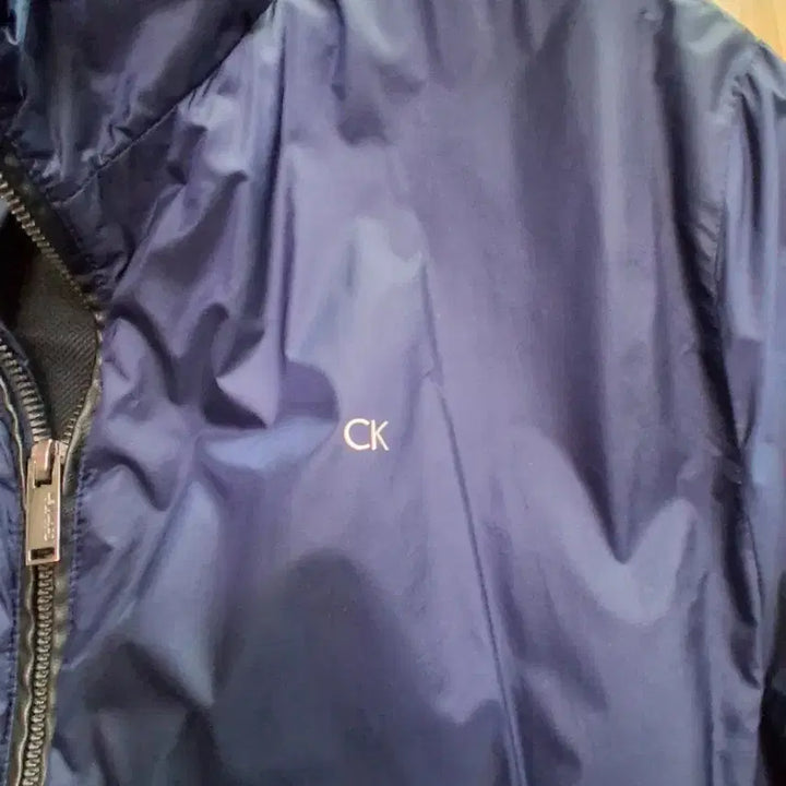 [BUNJANG] Calvin Klein Navy Windbreaker Jacket / 캘빈클라인 CK 네이비 바람막이 자켓