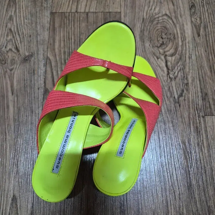 [BUNJANG] Suecomma Bonnie Sandals (Size 230) / 슈콤마보니  230 (36)