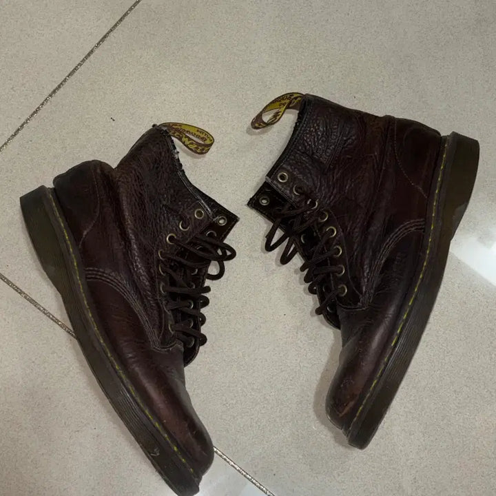 [BUNJANG] Dr. Martens 1460 8-Hole Brown Boots / [260] 닥터마틴 1460 8훌 브라운 워커 부츠