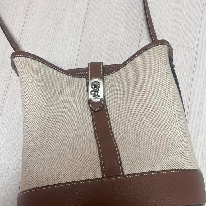[SOLD OUT] 분크 페스토네 바스켓 가방