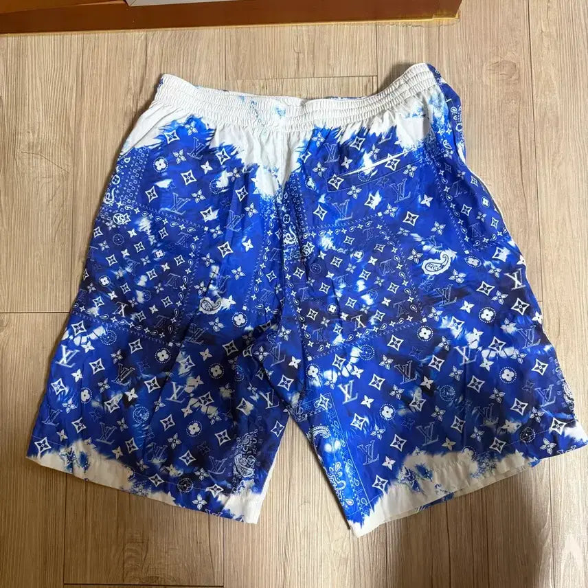[SOLD OUT] 루이비통 모노그램 반바지 블루 M