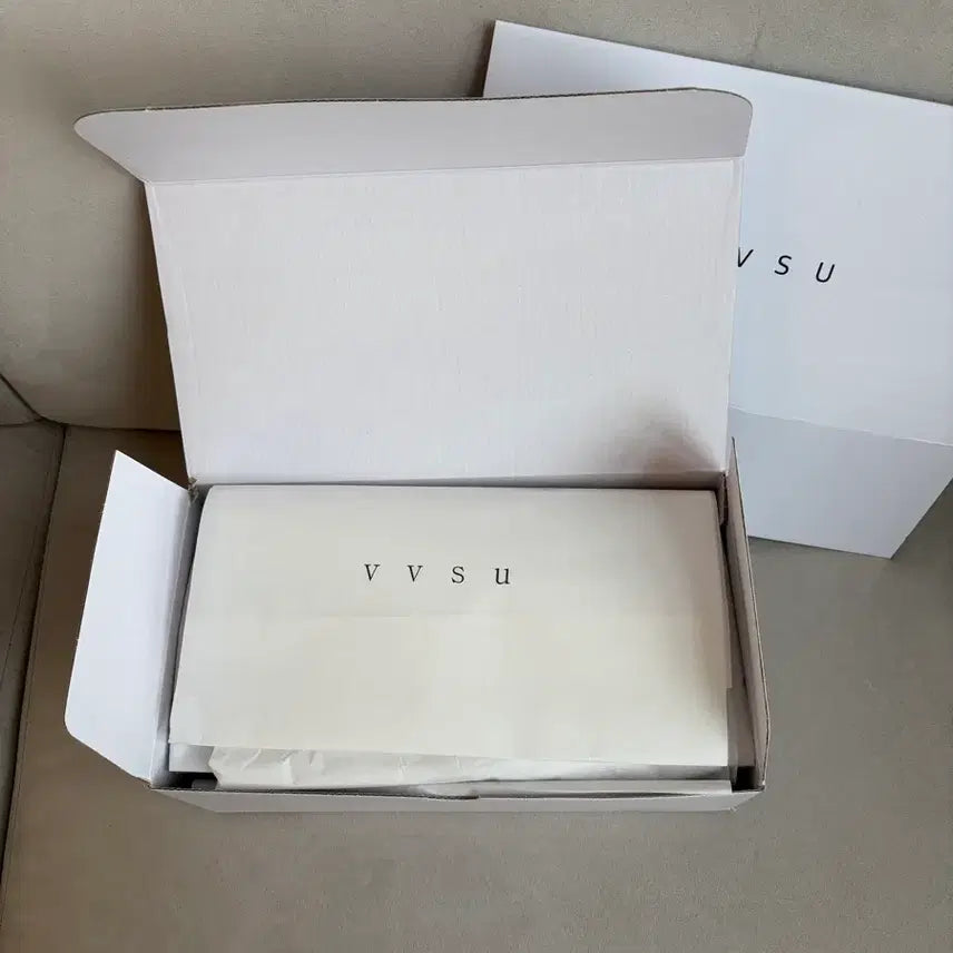 [SOLD OUT] (촬영용) 브슈 성수동 수제화  블랙 로퍼 240