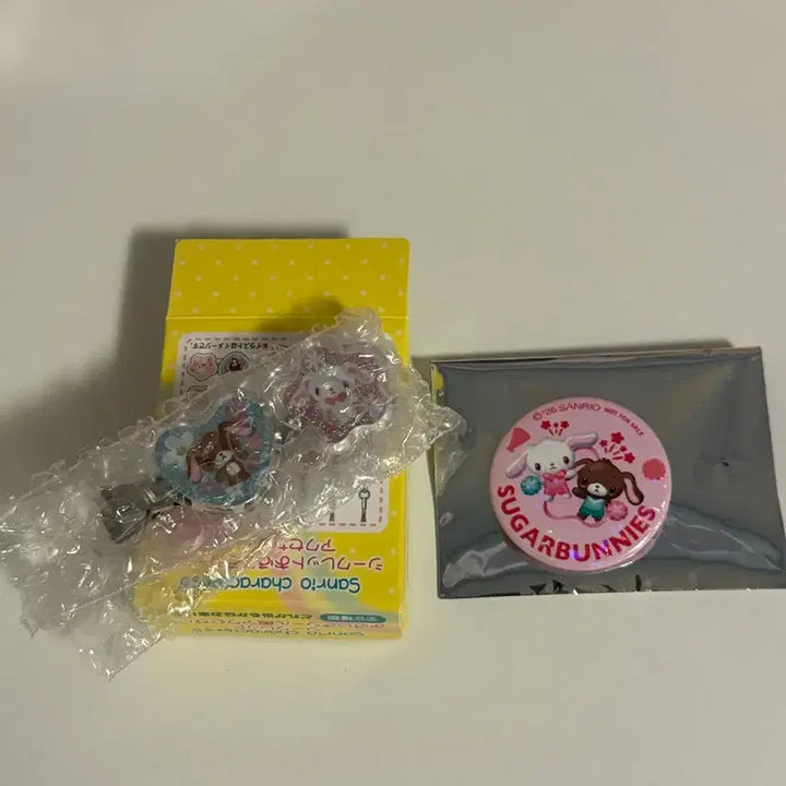 [BUNJANG] Sanrio Sugar Bunnies Pin / 산리오 무네큥 헤이세이 씰풍 랜덤깡 슈가바니즈핀+뱃지