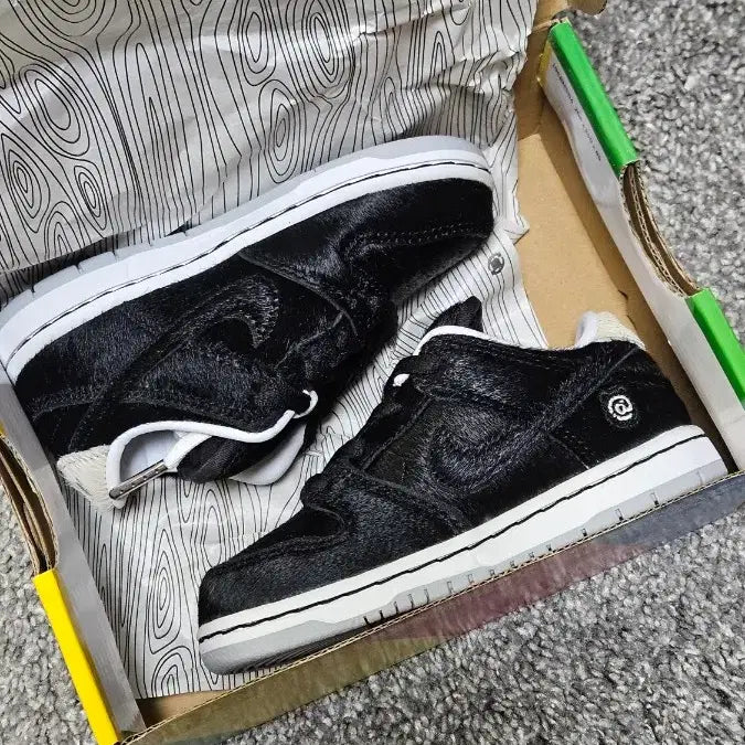 [BUNJANG] Nike x Bearbrick 2020 100% &amp; 400% + Nike SB Dunk Low TD / 택포 42.5) 베어브릭x나이키 SB(2020)+ 덩크로우 Set