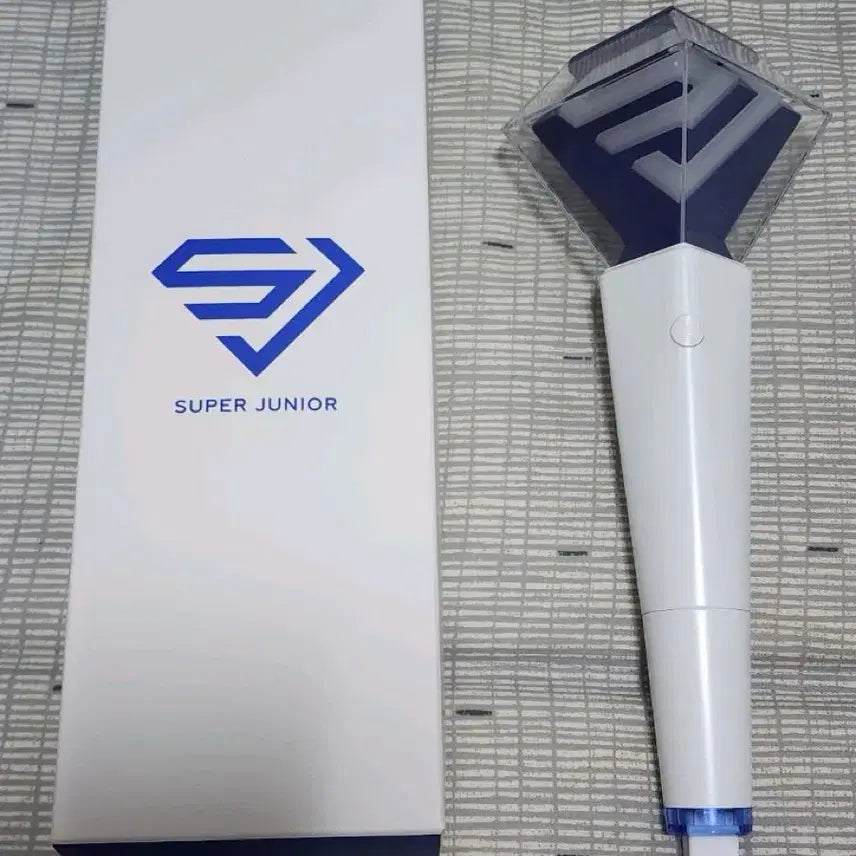 [SOLD OUT] 슈퍼주니어 응원봉 (SUPER JUNIOR)