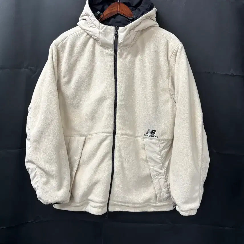 [BUNJANG] New Balance Reversible Jumper / 뉴발란스 리버시블 점퍼