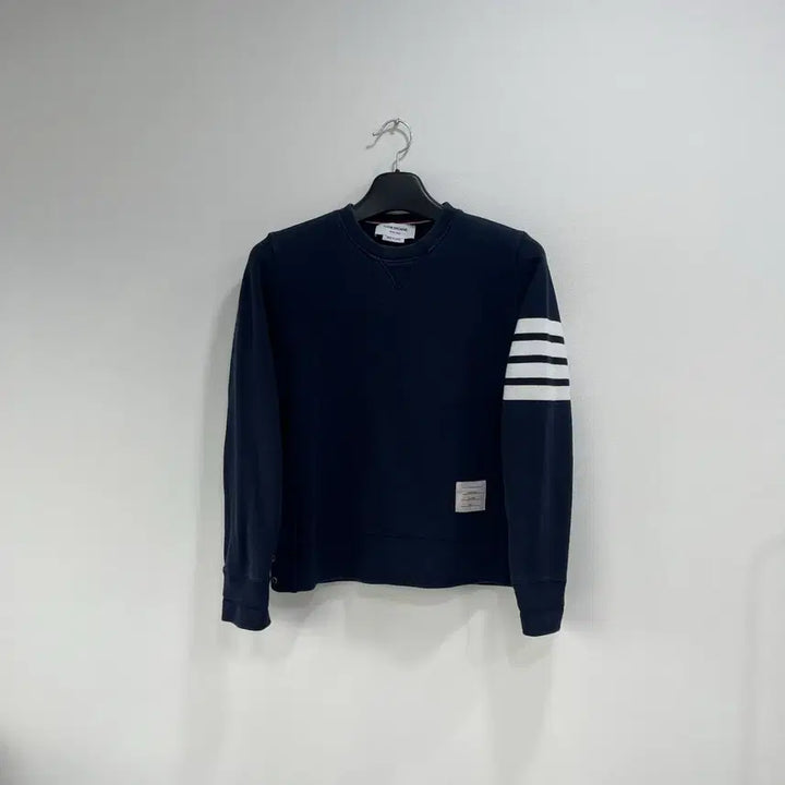 [BUNJANG] Thom Browne Diagonal Stripe Sweatshirt Navy / [2]톰브라운 사선완장 맨투맨 네이비