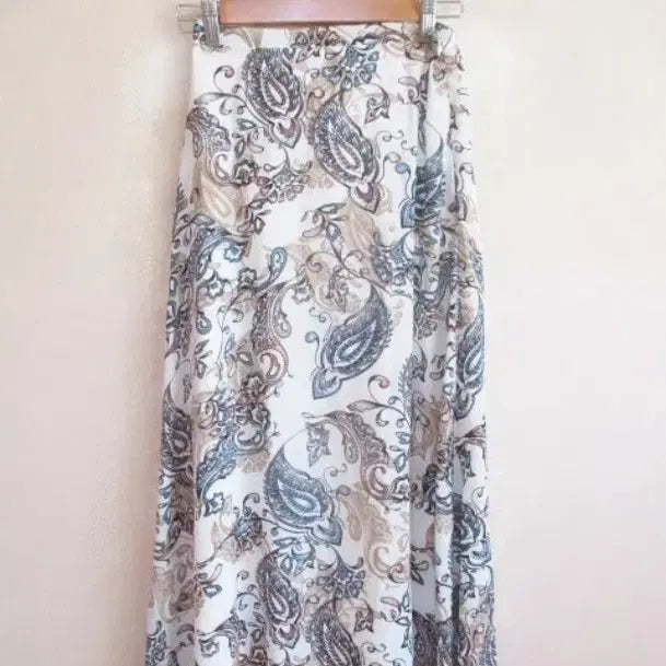 [BUNJANG] White Ethnic Long Skirt / 화이트 에스닉/ 롱 스커트