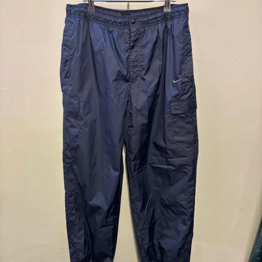 [SOLD OUT] 나이키 트레이닝 카고 팬츠