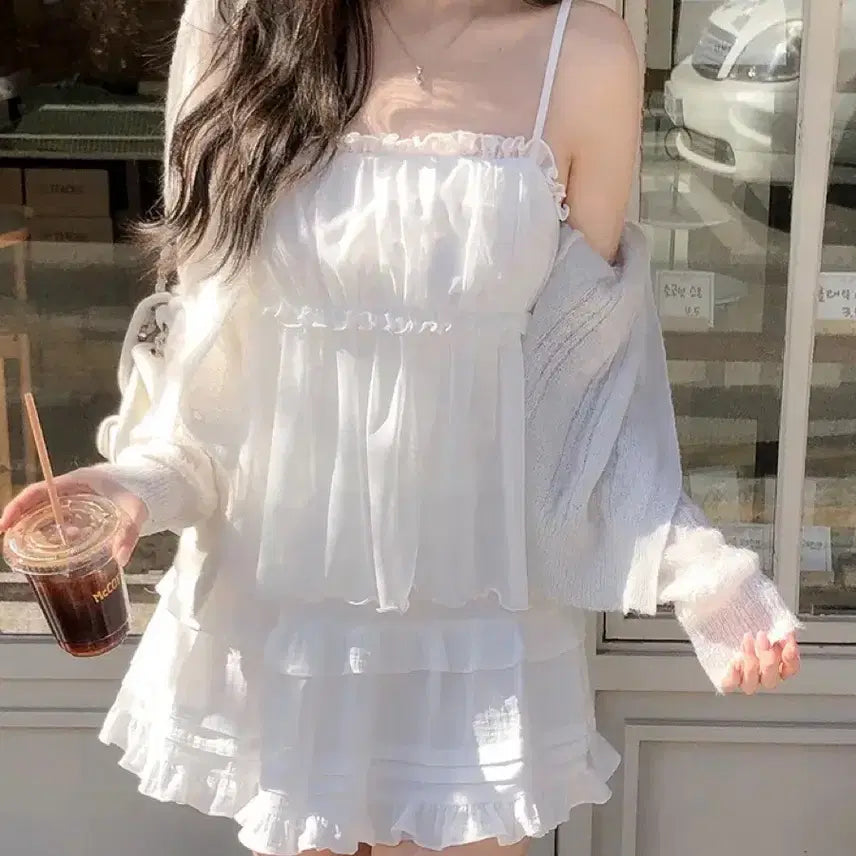 [BUNJANG] Shopperland Chiffon Lace Camisole Ivory / 에이블리 쇼퍼랜드 쉬폰 레이스 나시 슬리브리스 아이보리