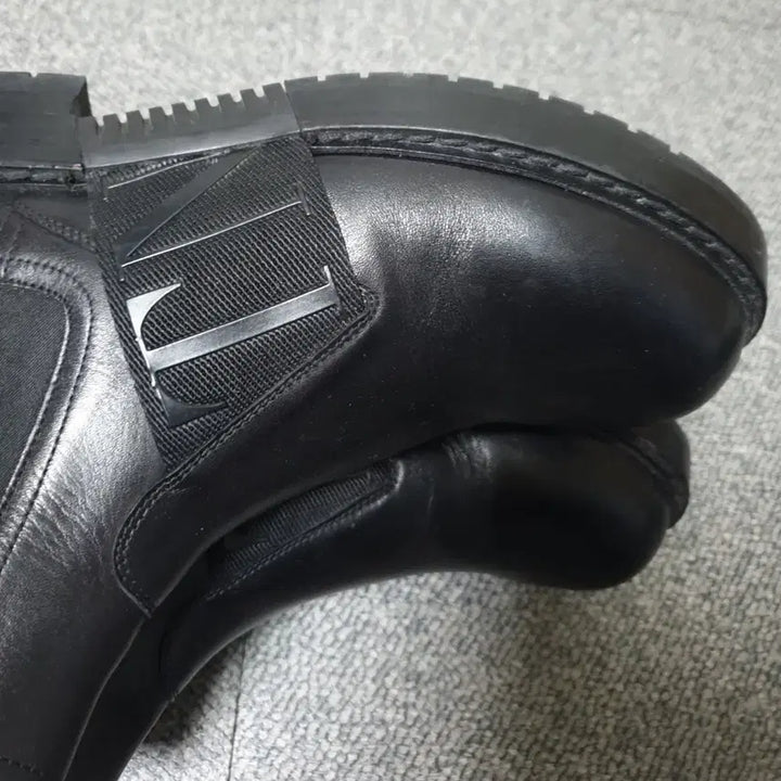 [BUNJANG] Valentino Chelsea Boots / 발렌티노 첼시부츠 판매합니다