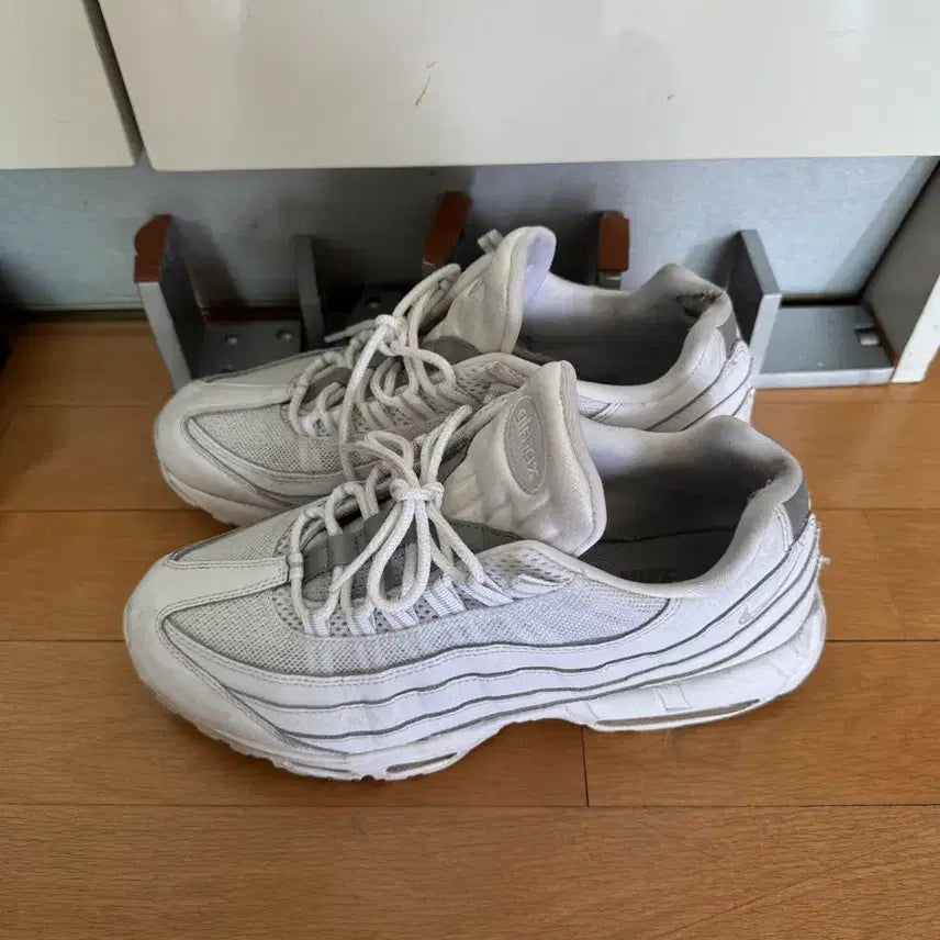 [BUNJANG] Nike Air Max 95 Pure Platinum Sneakers / 나이키 에어맥스 95 퓨어 플래티넘 270