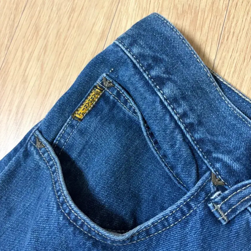 [BUNJANG] Armani Straight Fit Denim Pants / ARMANI 데님 스트레이트 팬츠