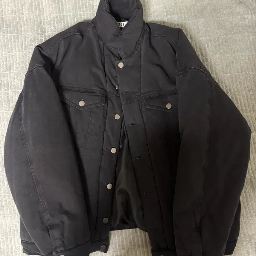 [SOLD OUT] MNGU / 패디드 트러커 / M