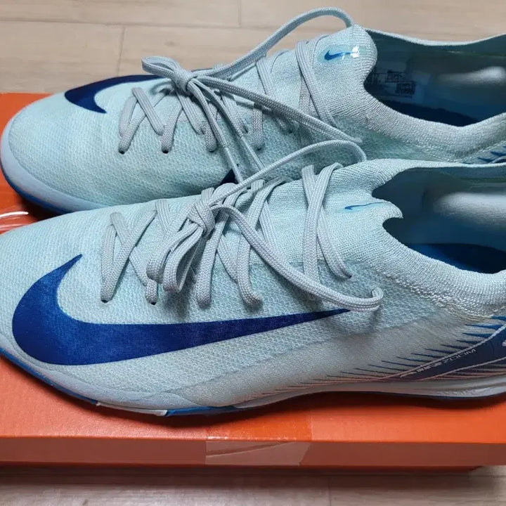 [SOLD OUT] 나이키 머큐리얼 베이퍼 16 프로 TF 265mm