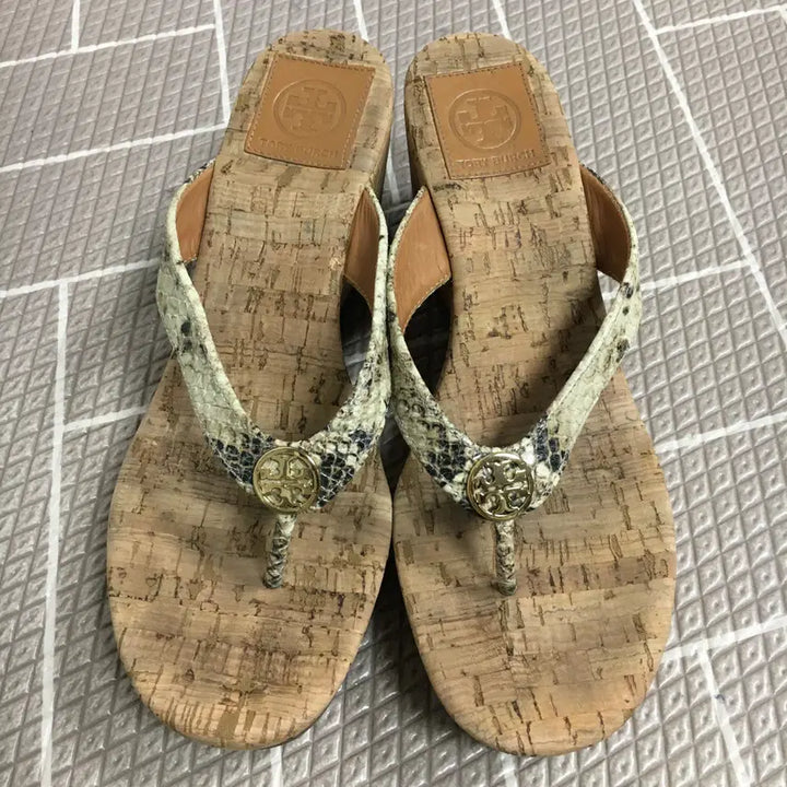 [BUNJANG] Tory Burch Vamp Wedge Slippers Sandals / 토리버치 뱀피 웨지 슬리퍼 샌들 245