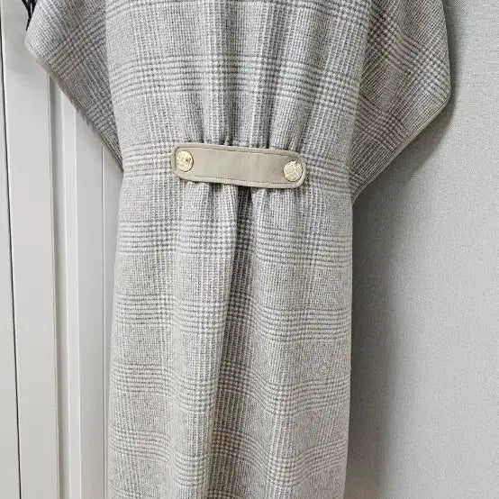 [BUNJANG] ZULOG Check Pattern Cape Coat / 줄로그 체크 패턴 케이프 코트