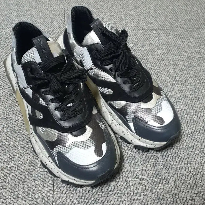 [BUNJANG] Valentino Bounce Camo Sneakers / 발렌티노 바운스 카모 스니커즈 판매합니다