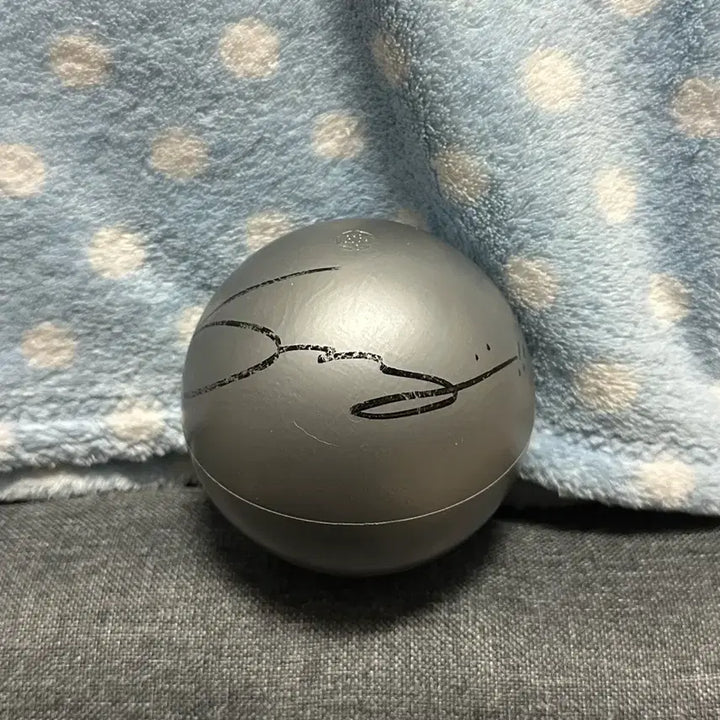 [SOLD OUT] ( 급처) 프로미스나인 송하영 사인볼 양도