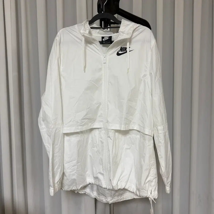[BUNJANG] Nike Windbreaker White XL / 나이키 윈드브레이커 화이트 XL
