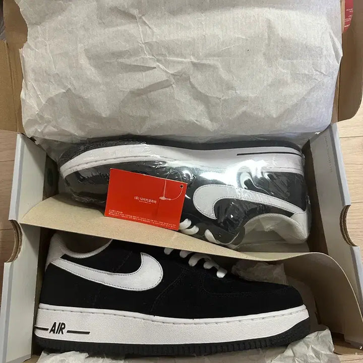 [SOLD OUT] 270 나이키 에어포스 블랙 화이트 검흰 새상품