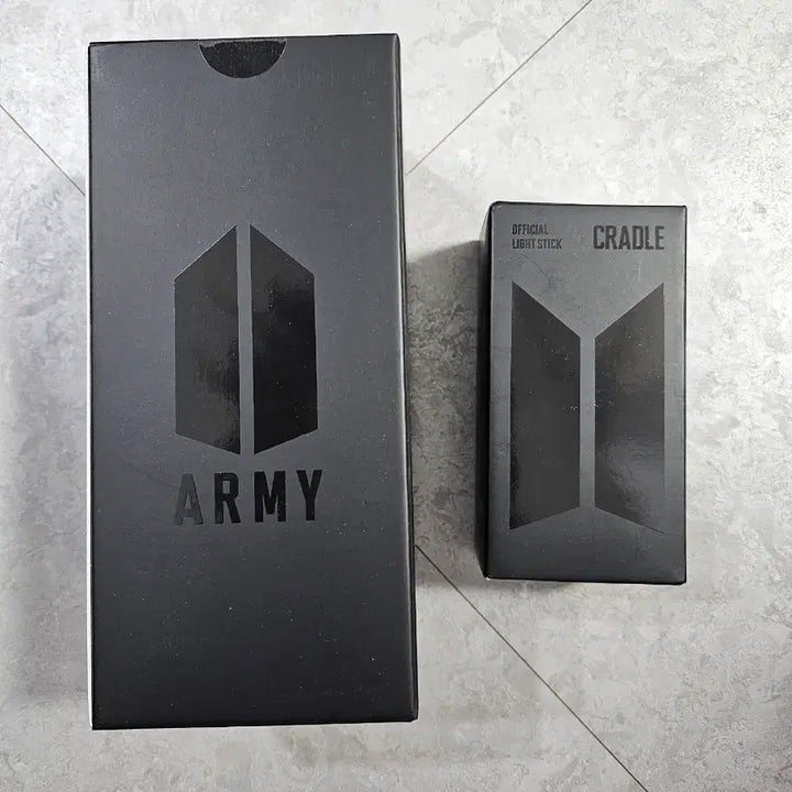 [SOLD OUT] BTS 응원봉, 크래들 세트