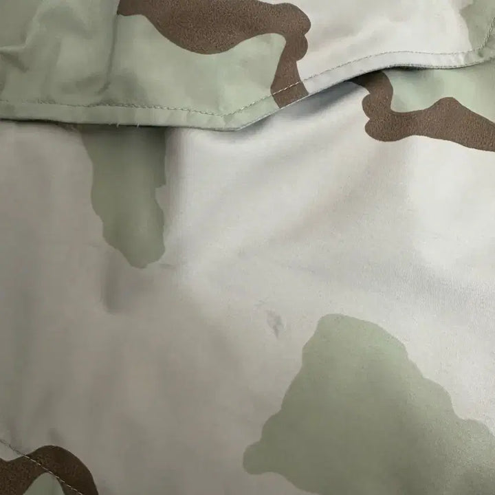 [BUNJANG] US Military ECWCS Parka Desert Camo L/R Jacket / 미군 ECWCS 파카 사막삼색 L/R