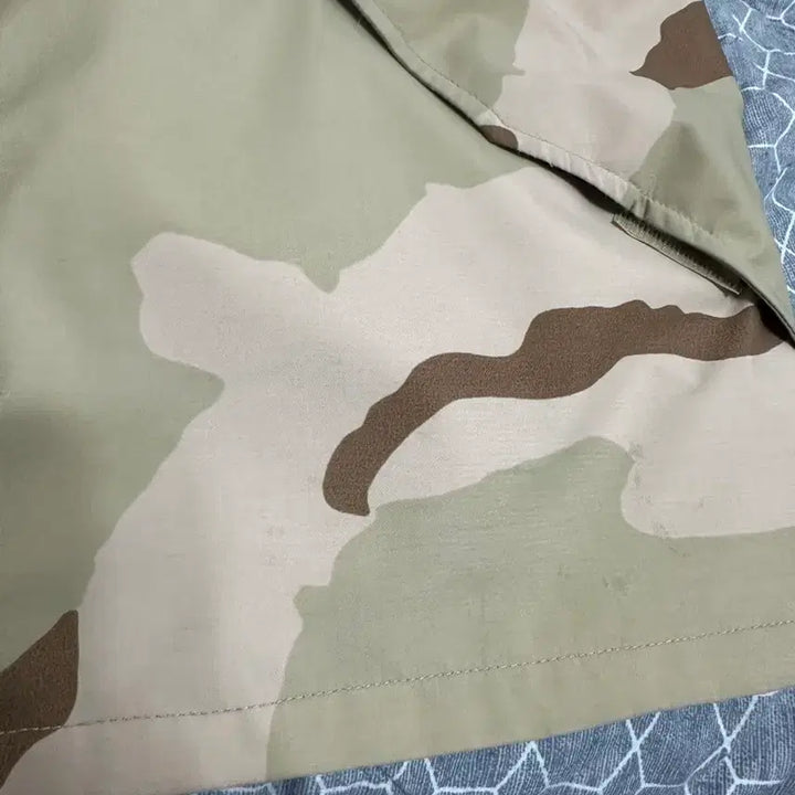 [BUNJANG] US Military ECWCS Parka Desert Camo L/R Jacket / 미군 ECWCS 파카 사막삼색 L/R