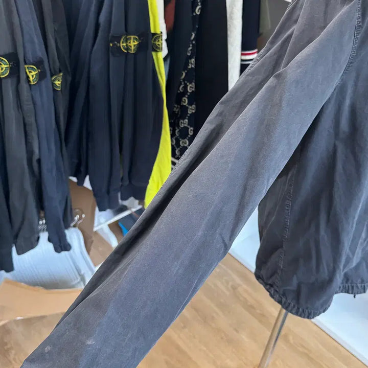 [SOLD OUT] [새상품급,L] 스톤아일랜드 올드이펙트 오버셔츠 자켓