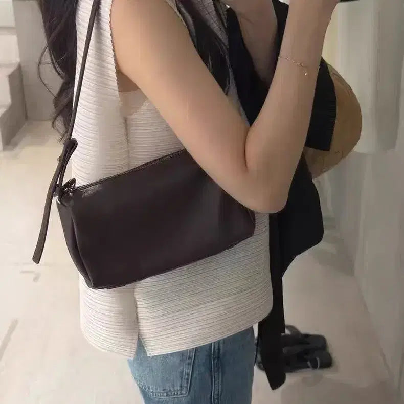 [SOLD OUT] 파사드패턴 빈티지 캐빈 백