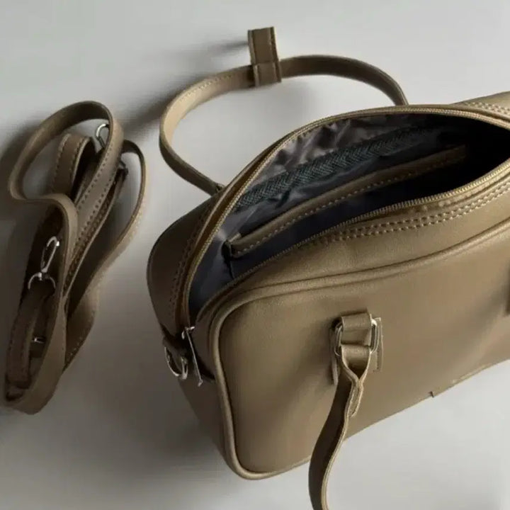[BUNJANG] Round Square Mini Baguette Dot Bag / 새상품 라운드 스퀘어 미니 바게트 도트백