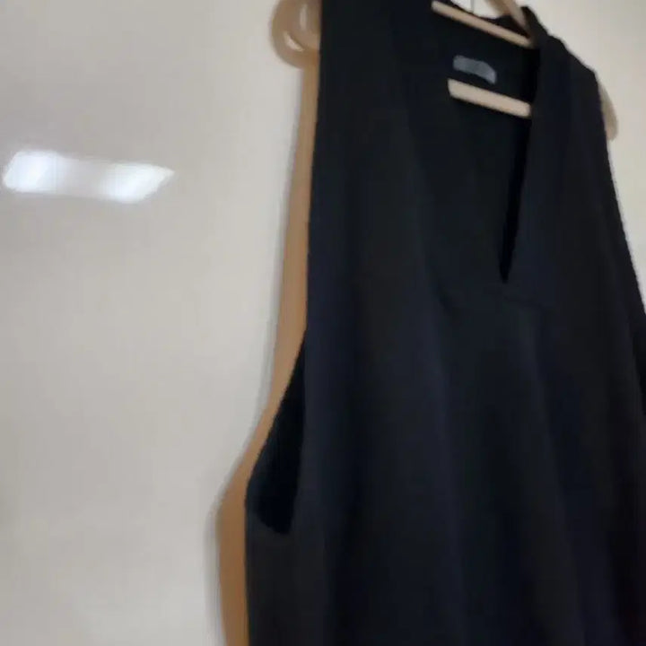 [BUNJANG] CMCUBE V-Neck Layered Long Vest / CMCUBE V넥 아방한 레이어드 롱베스트 오버핏