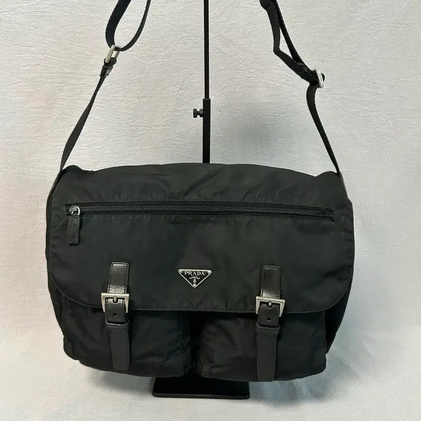[BUNJANG] Prada Two-Pocket Nylon Pocono Messenger Bag / 프라다 투포켓 나일론 포코노 메신저백