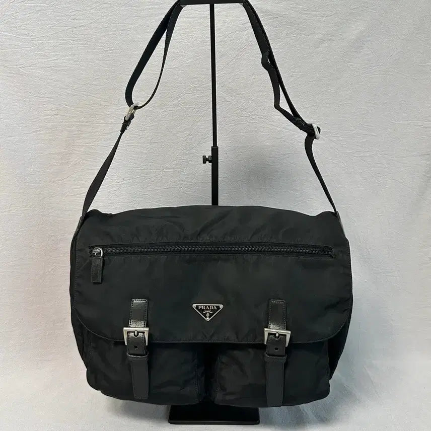 [BUNJANG] Prada Two-Pocket Nylon Pocono Messenger Bag / 프라다 투포켓 나일론 포코노 메신저백