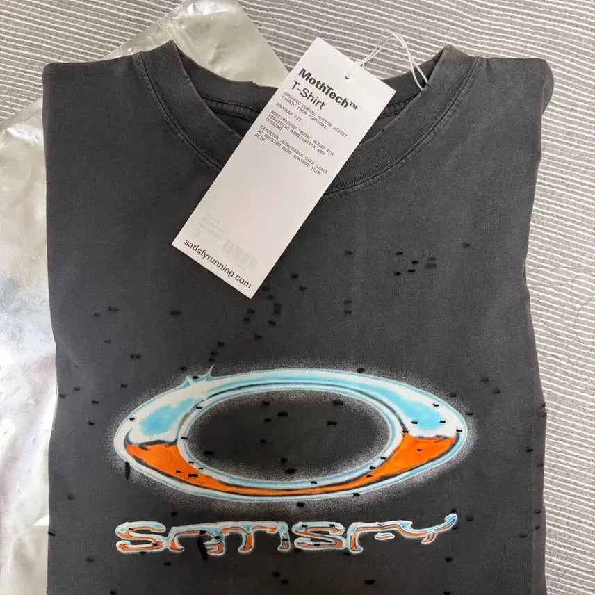 [BUNJANG] Satisfy x Oakley Collaboration MothTech™ T-shirt / 세티스파이 x 오클리