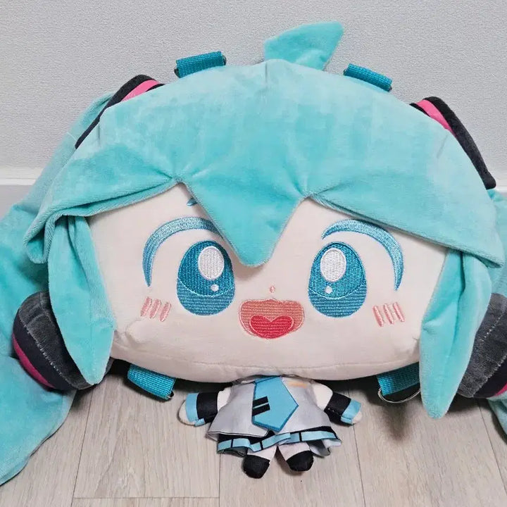 [SOLD OUT] 하츠네 미쿠 미니 인형 가방