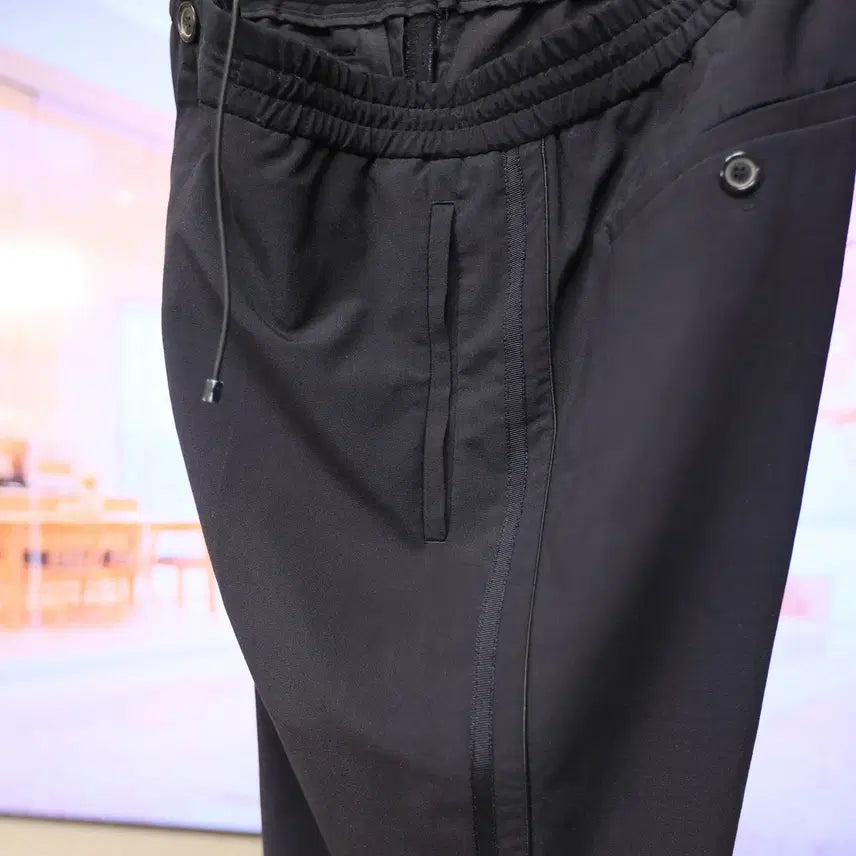 [BUNJANG] Solid Hom Black Pants / 봄여름용 편한데 멋까지 챙긴 솔리드옴 블랙 팬츠 /공용